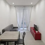 Beautiful, Comfortable, And Brand New! *